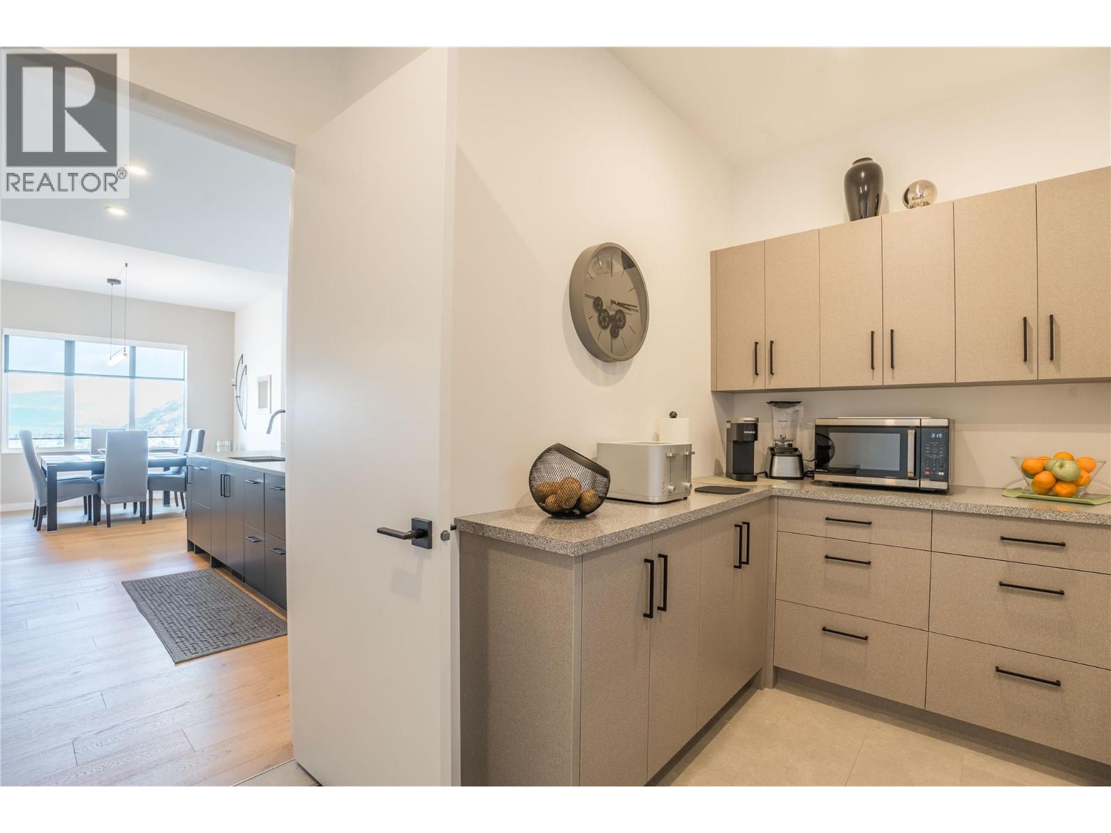  17499 SANBORN Street, Summerland
