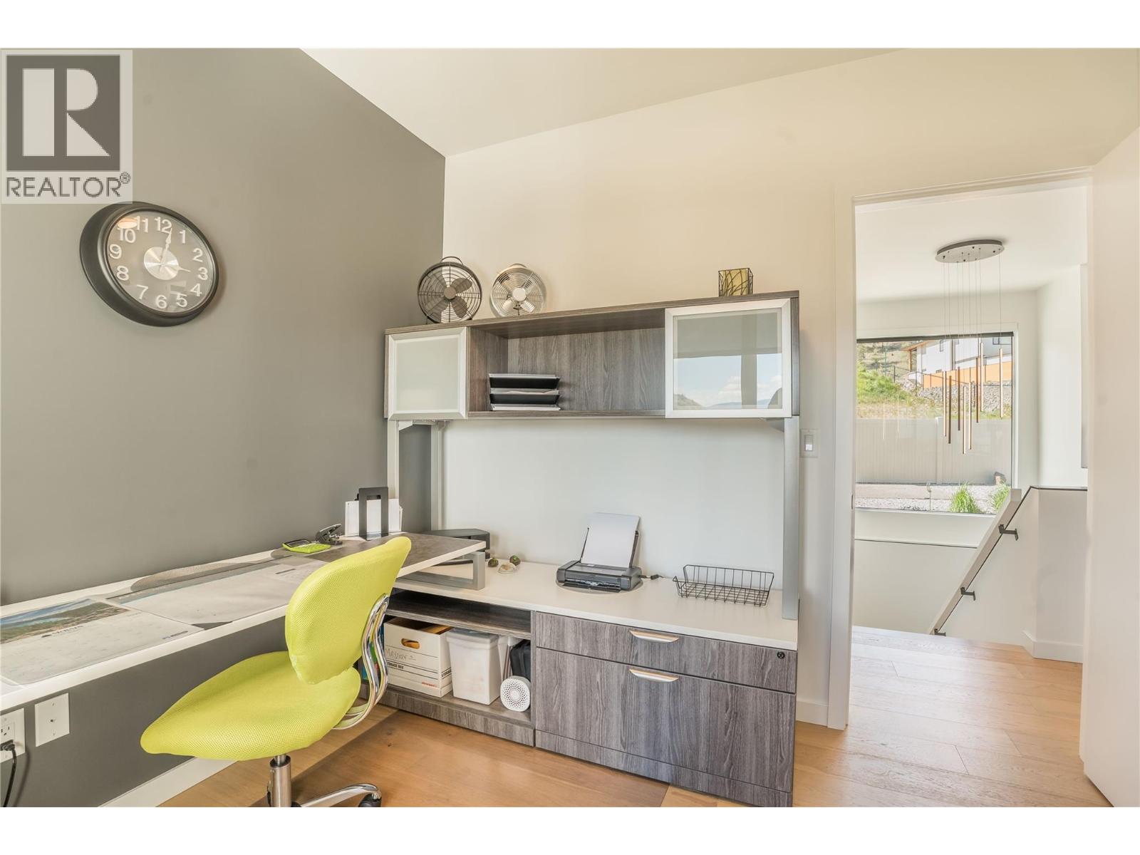  17499 SANBORN Street, Summerland