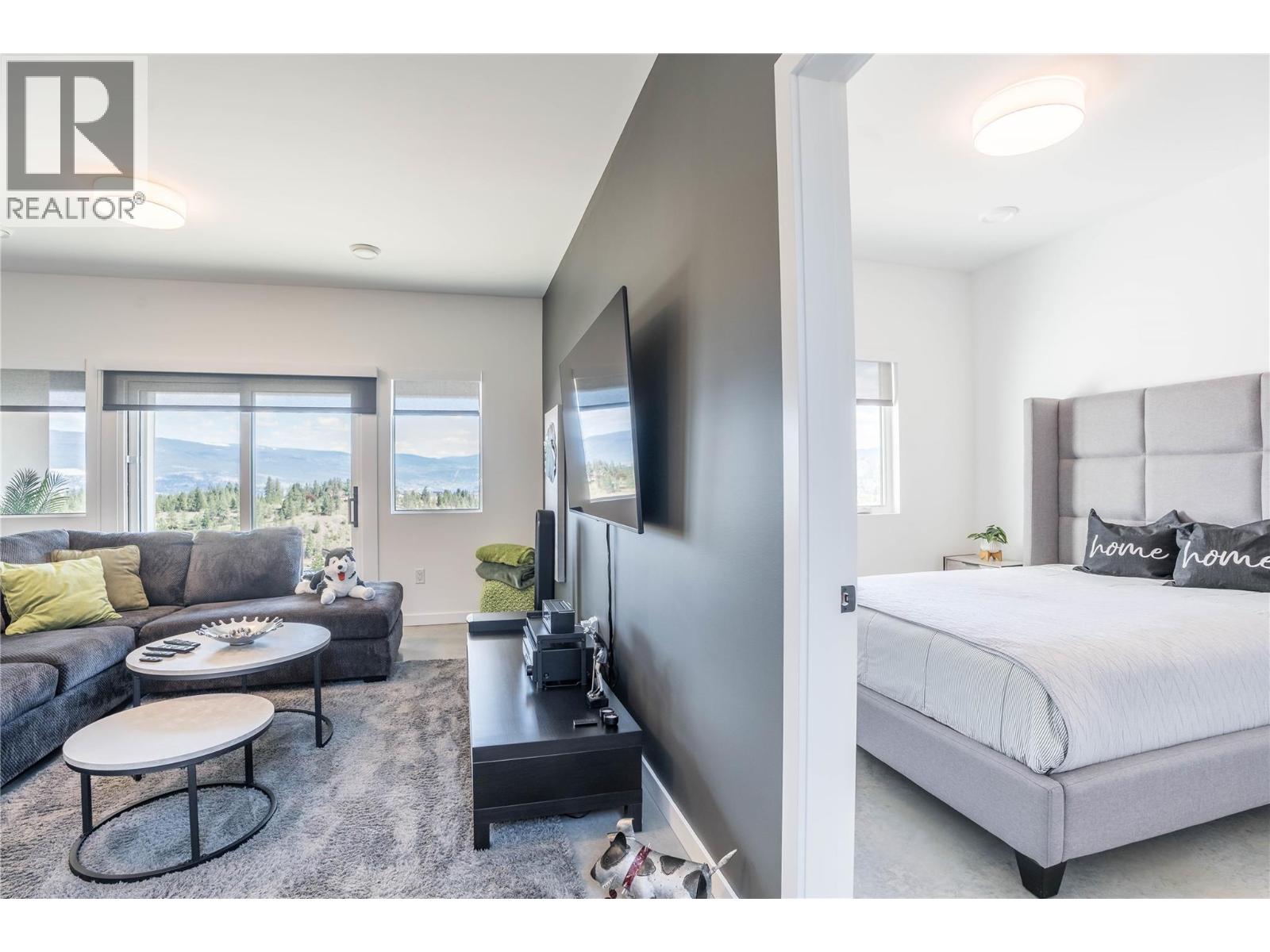  17499 SANBORN Street, Summerland