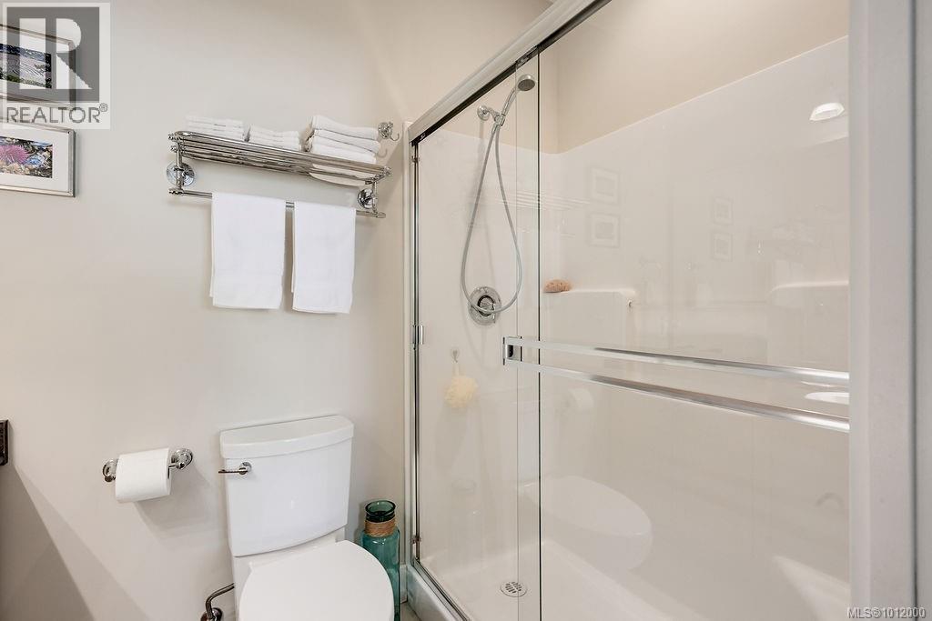 Photo 33 of 9906 Maple St, Chemainus BC