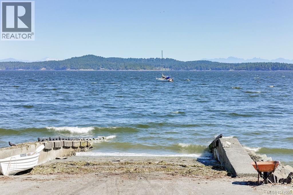 Photo 68 of 9906 Maple St, Chemainus BC