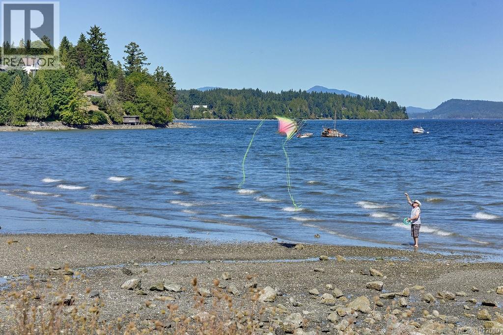 Photo 67 of 9906 Maple St, Chemainus BC
