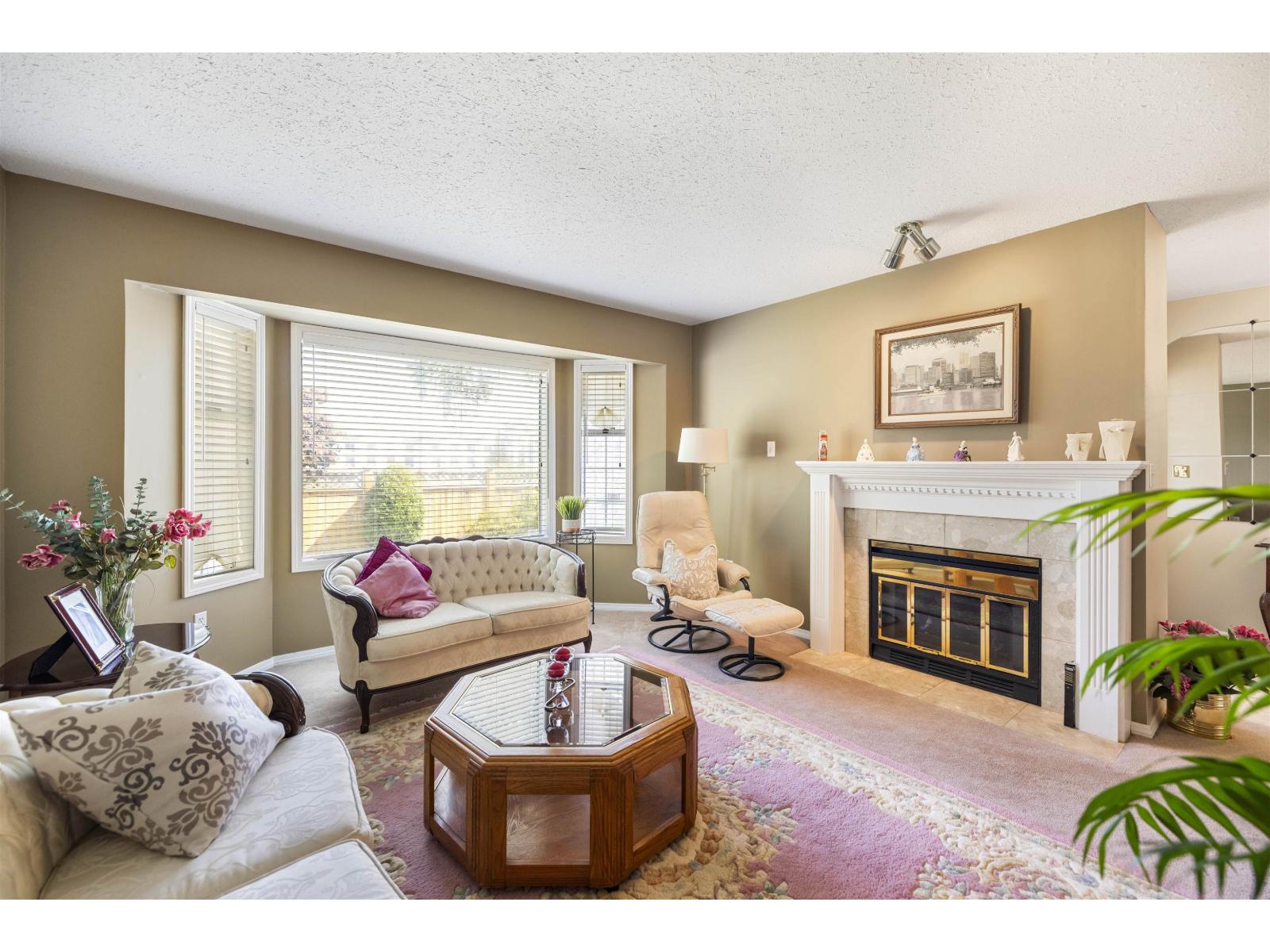 Photo 25 of 1163 King George Boulevard, Surrey BC