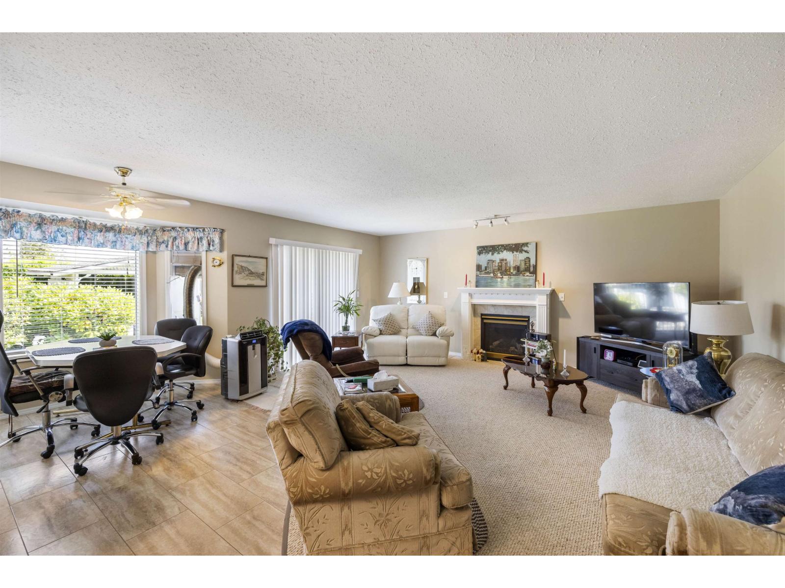 Photo 17 of 1163 King George Boulevard, Surrey BC
