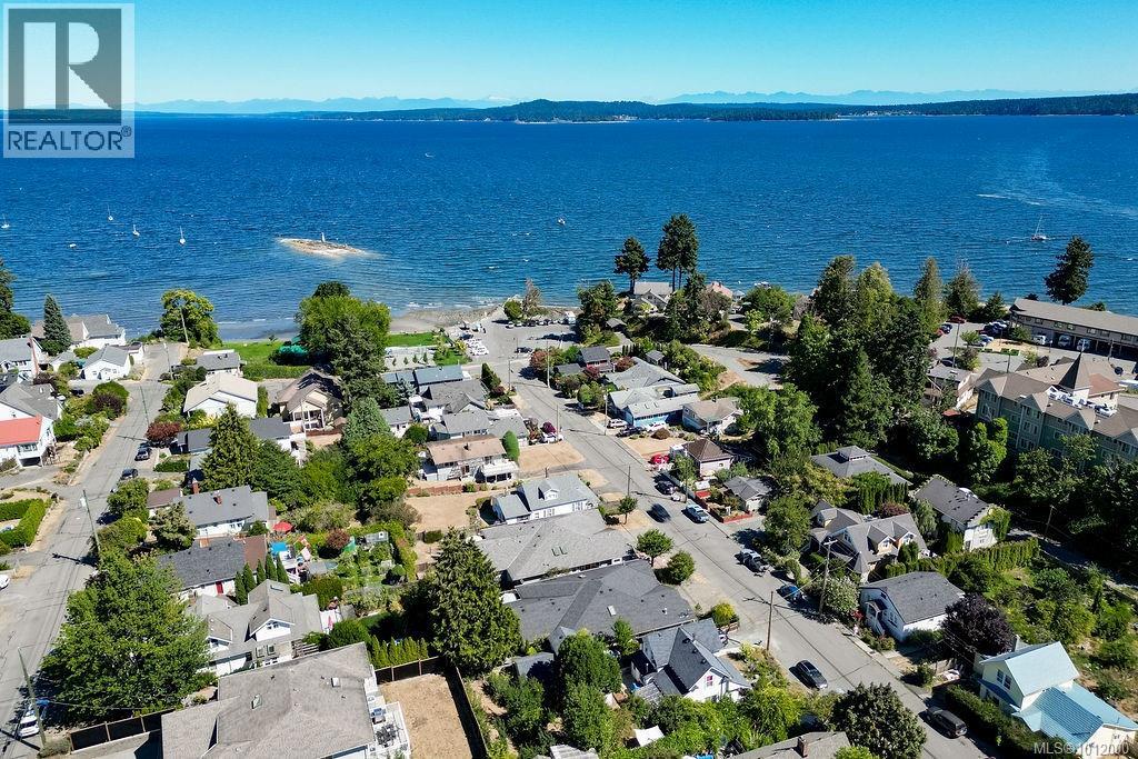 Photo 59 of 9906 Maple St, Chemainus BC