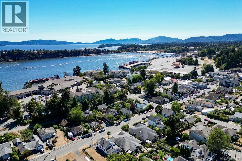 Photo 70 of 9906 Maple St, Chemainus BC