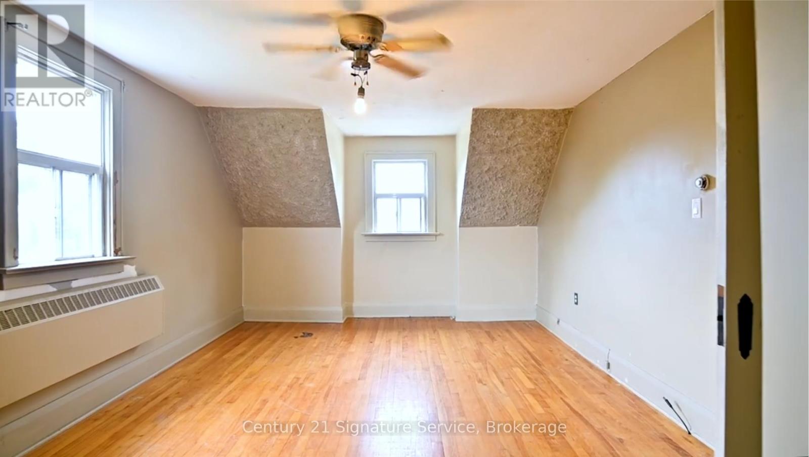 Photo 19 of 109 Santone Avenue, Welland ON