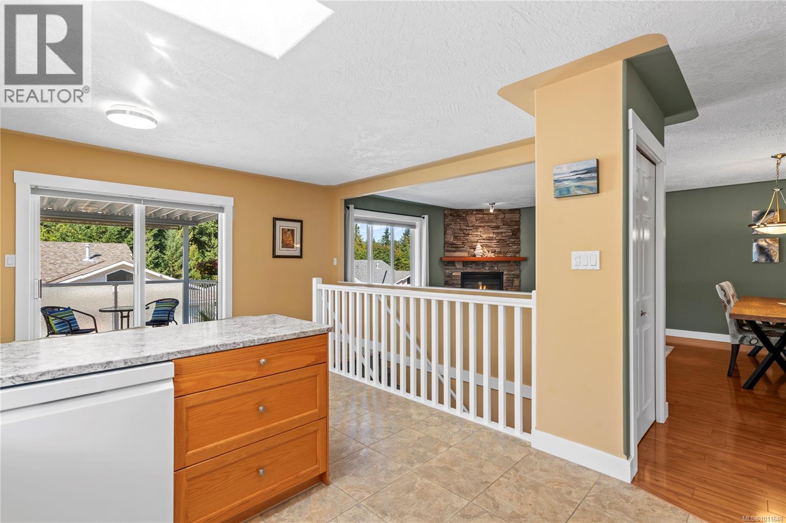 Photo 15 of 24 1150 Walkem Rd, Ladysmith BC