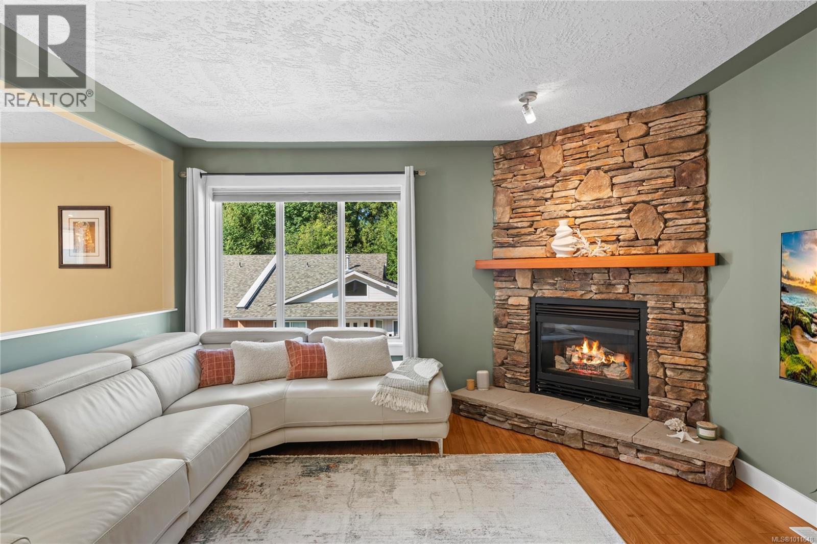 Photo 4 of 24 1150 Walkem Rd, Ladysmith BC