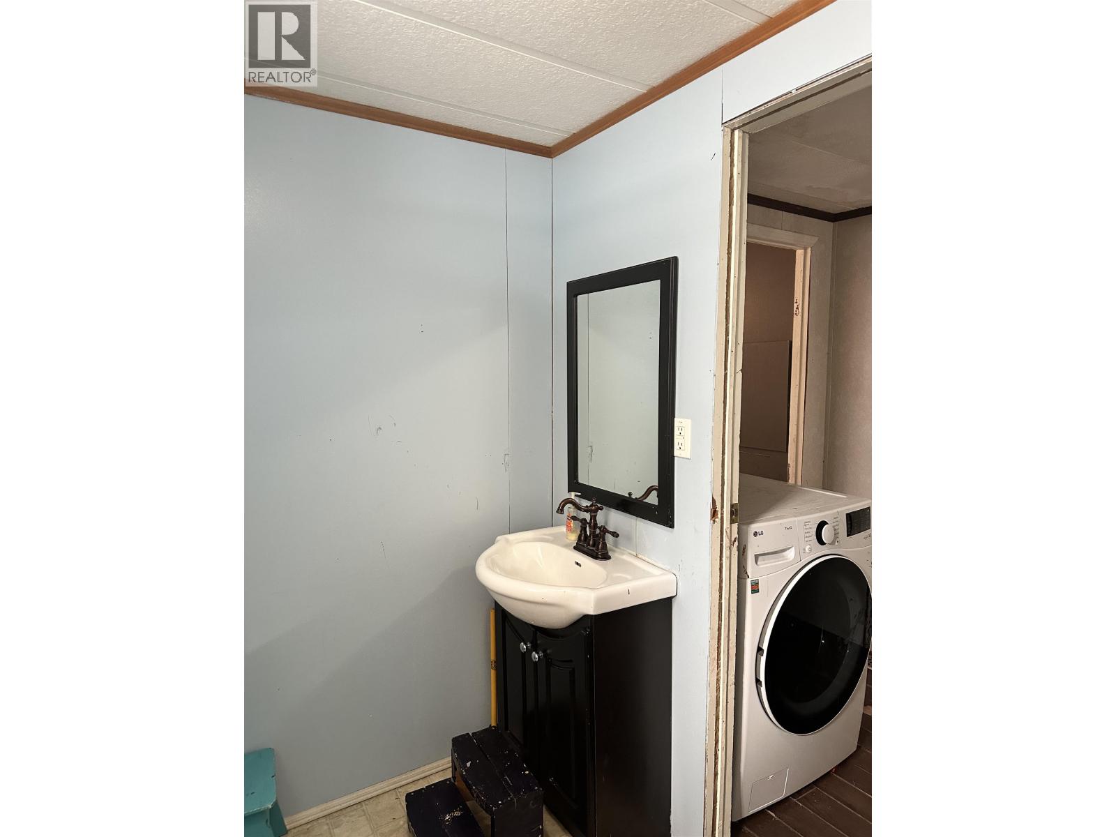 Photo 33 of 2020 E Kenworth Road, Prince George BC