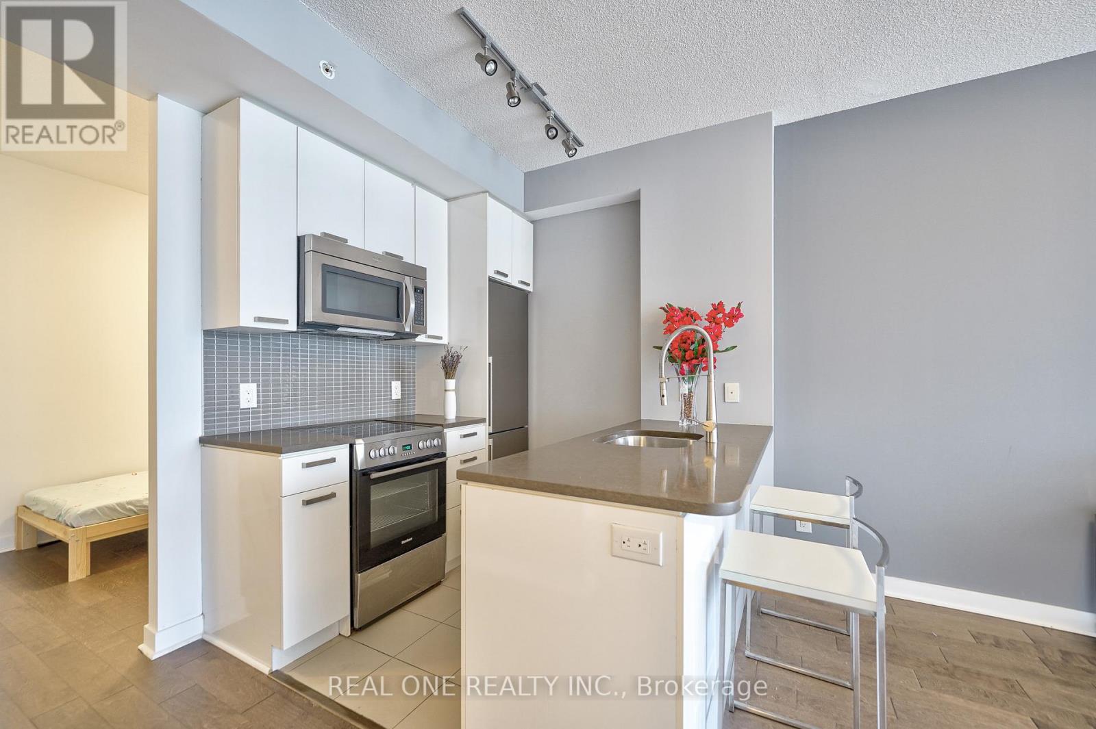 Photo 21 of 3106 295 Adelaide Street W, Toronto ON