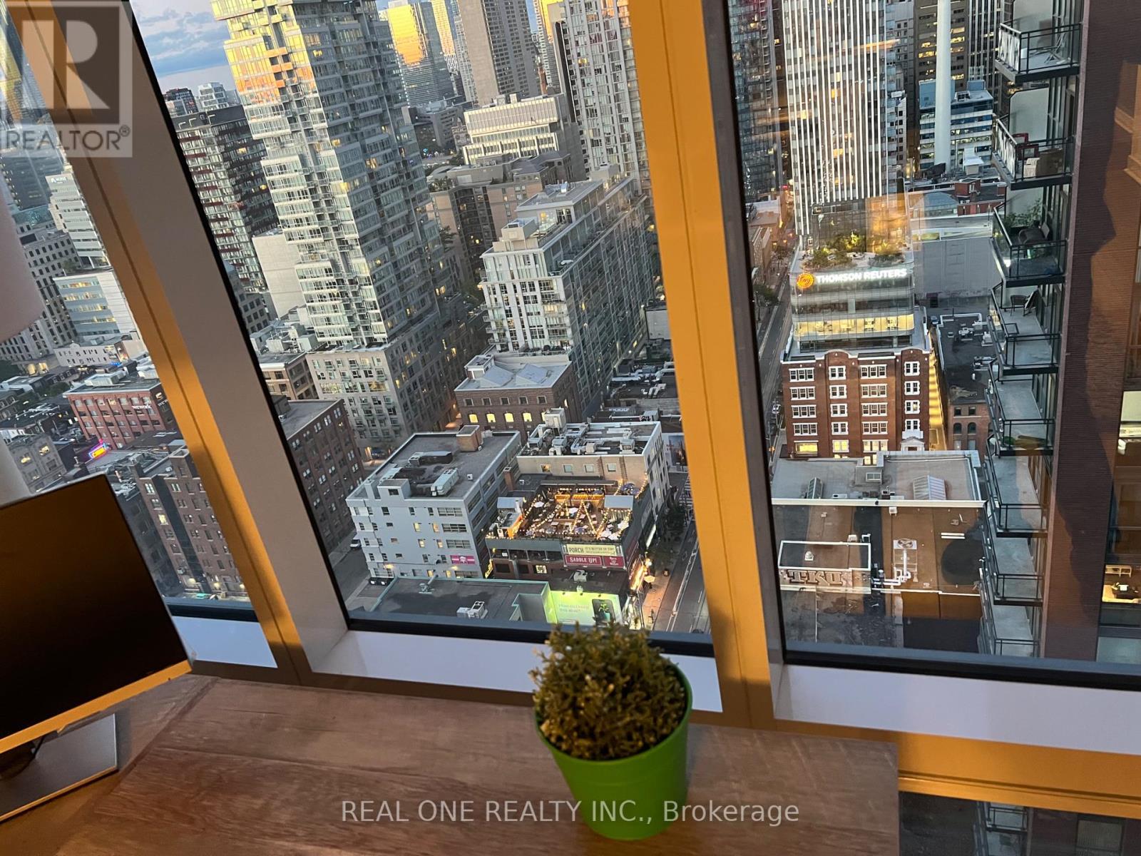 Photo 8 of 3106 295 Adelaide Street W, Toronto ON
