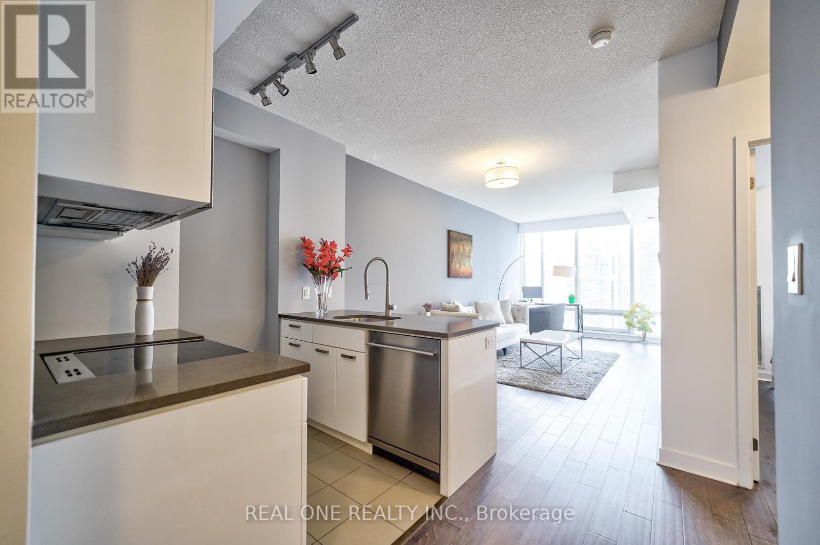 Photo 16 of 3106 295 Adelaide Street W, Toronto ON