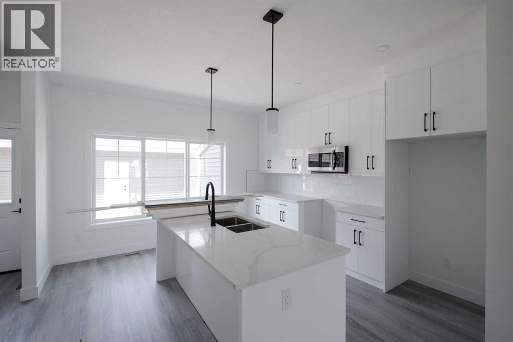 Photo 10 of 19 Baysprings Terrace Sw, Airdrie AB