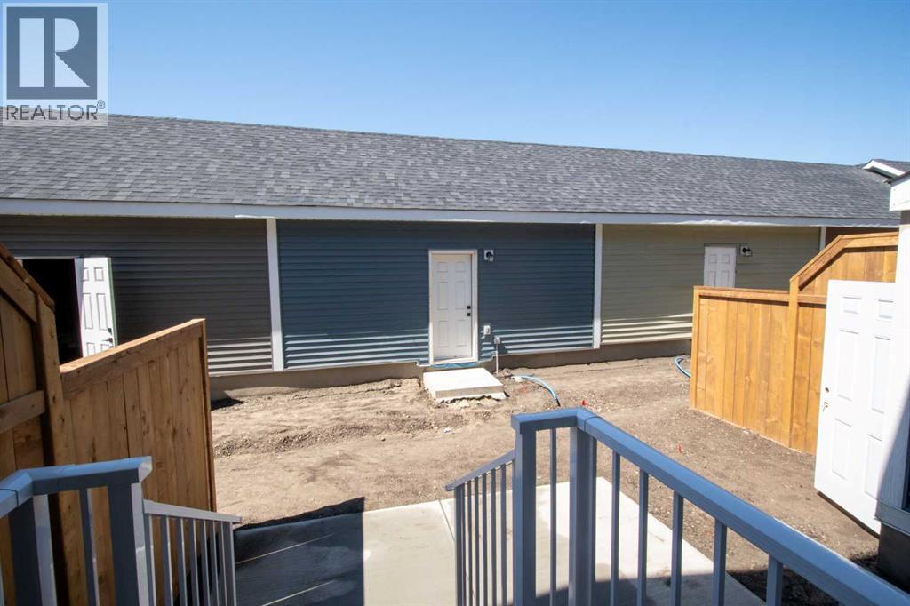 Photo 3 of 19 Baysprings Terrace Sw, Airdrie AB