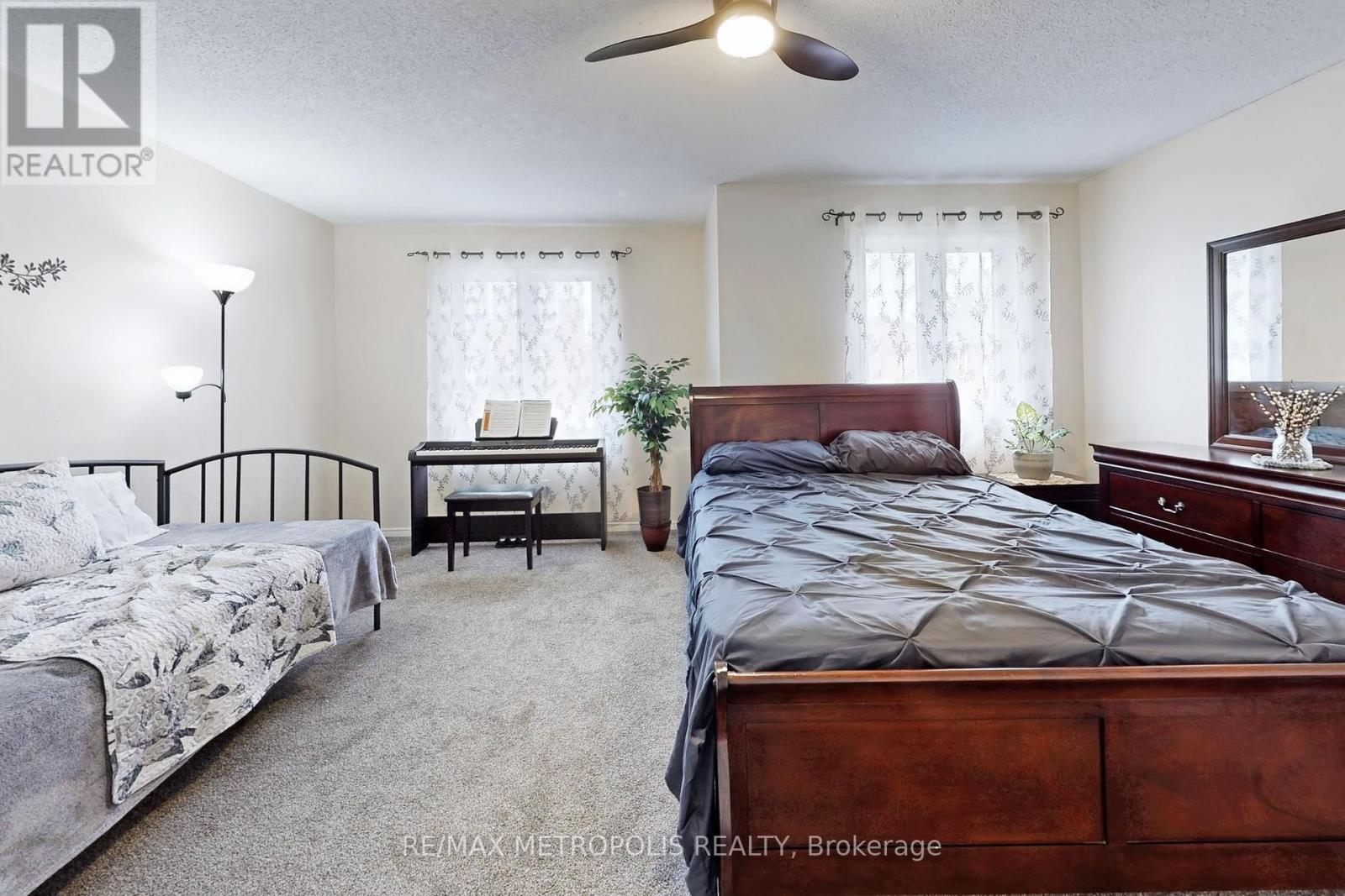 Photo 22 of 20 811 Wilson Road N, Oshawa ON