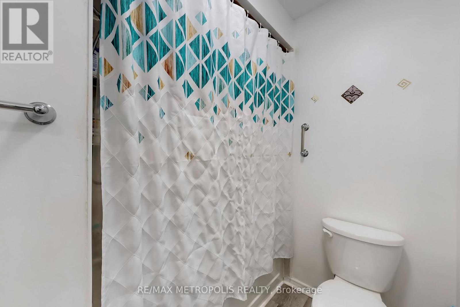 Photo 33 of 20 811 Wilson Road N, Oshawa ON