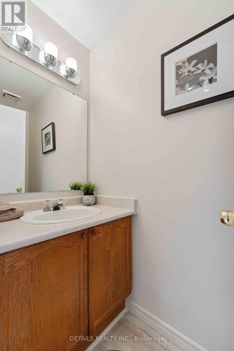 Photo 24 of 1537 Briarfield Crescent, Ottawa ON