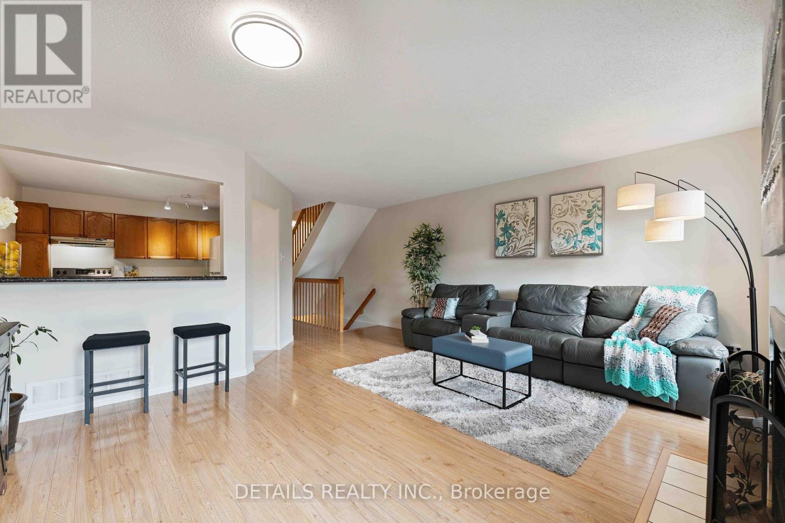 Photo 19 of 1537 Briarfield Crescent, Ottawa ON