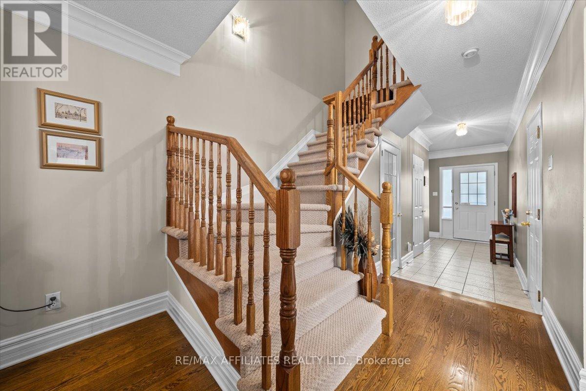 Photo 7 of 1639 Trenholm Lane, Ottawa ON
