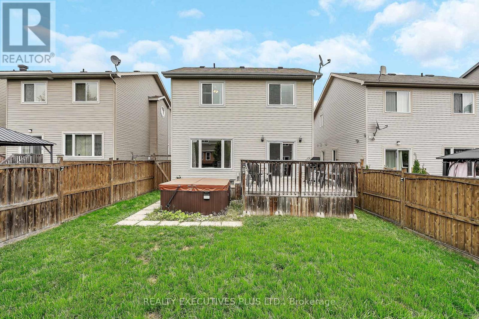 Photo 23 of 341 Jasper Crescent, Clarencerockland ON