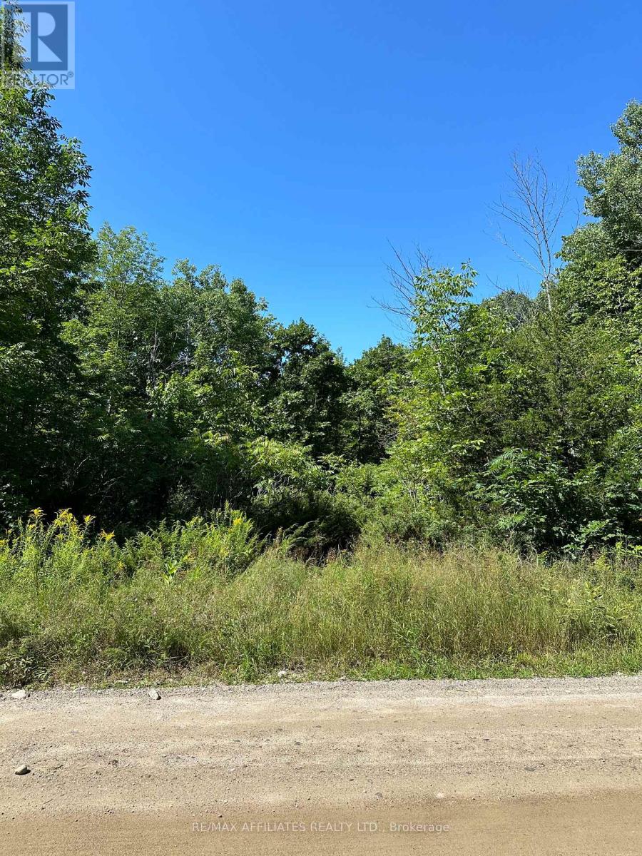 Photo 15 of 00 Kirk Kove Road, Frontenac ON