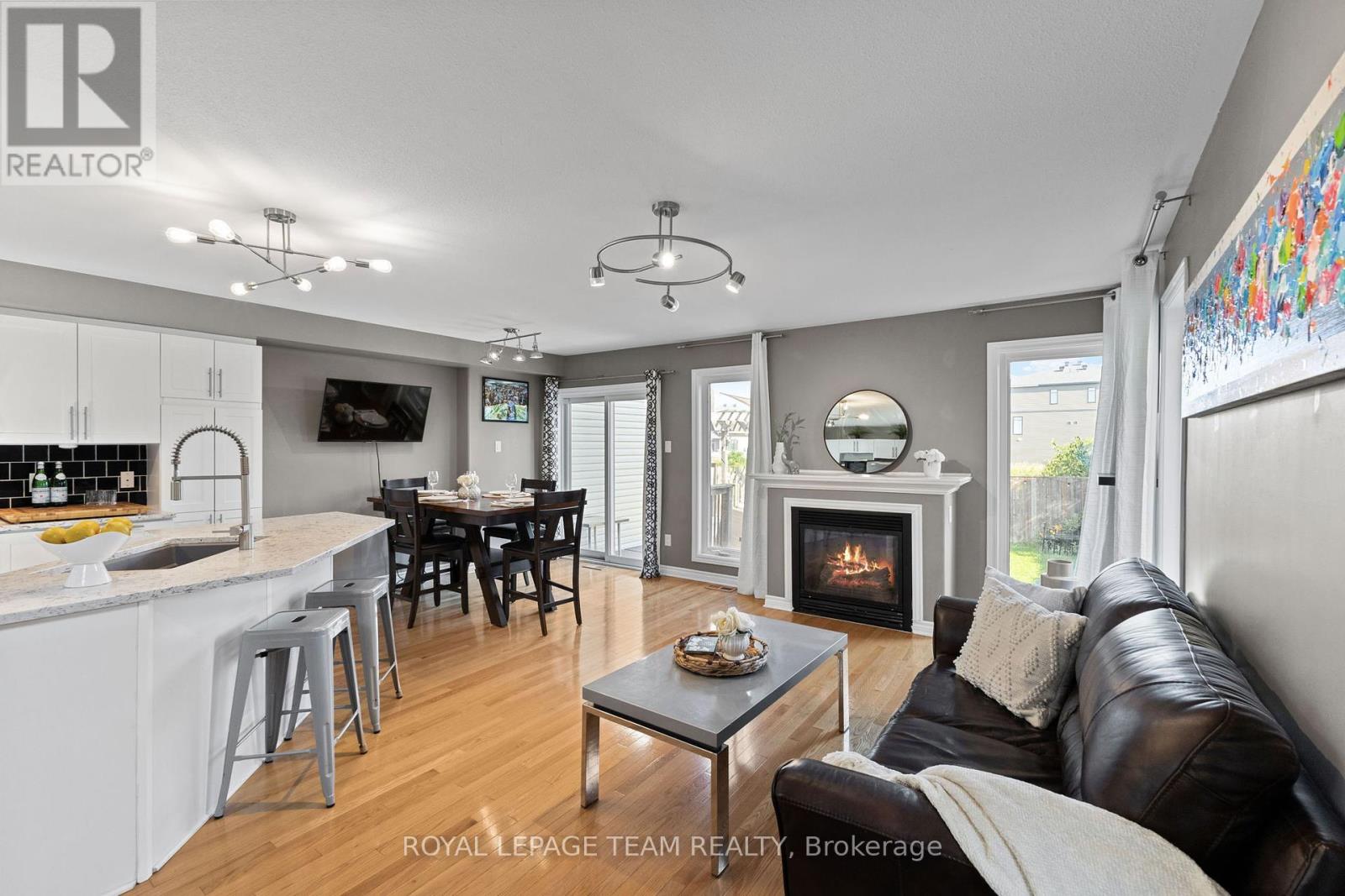 Photo 3 of 1879 Arrowgrass Way, Ottawa ON