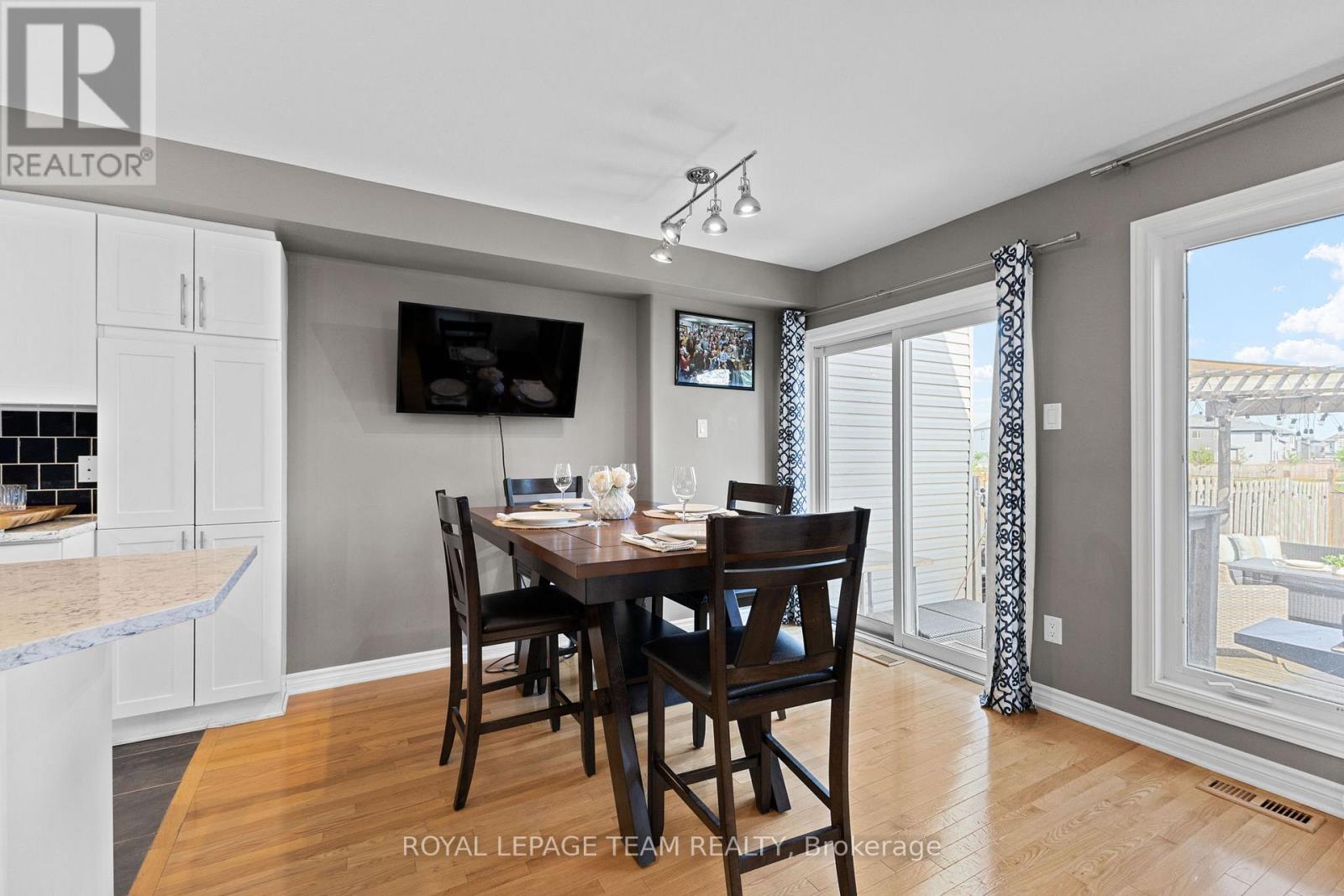 Photo 36 of 1879 Arrowgrass Way, Ottawa ON