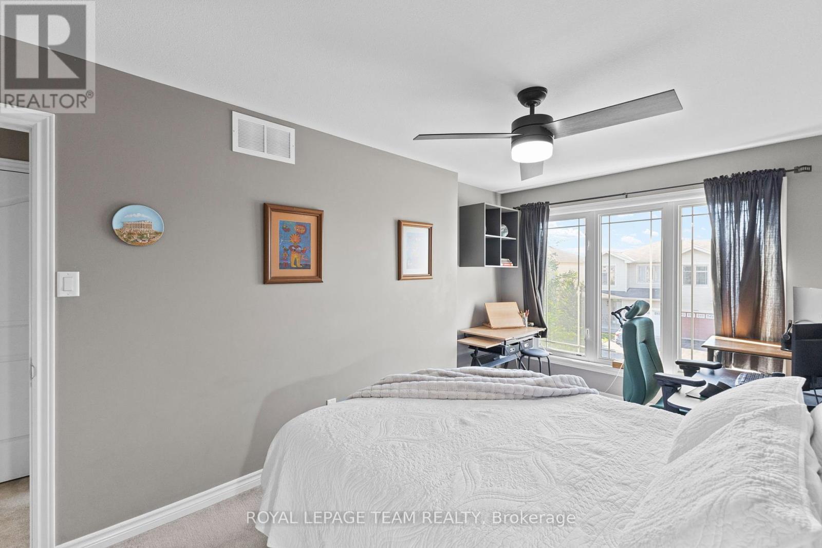 Photo 23 of 1879 Arrowgrass Way, Ottawa ON