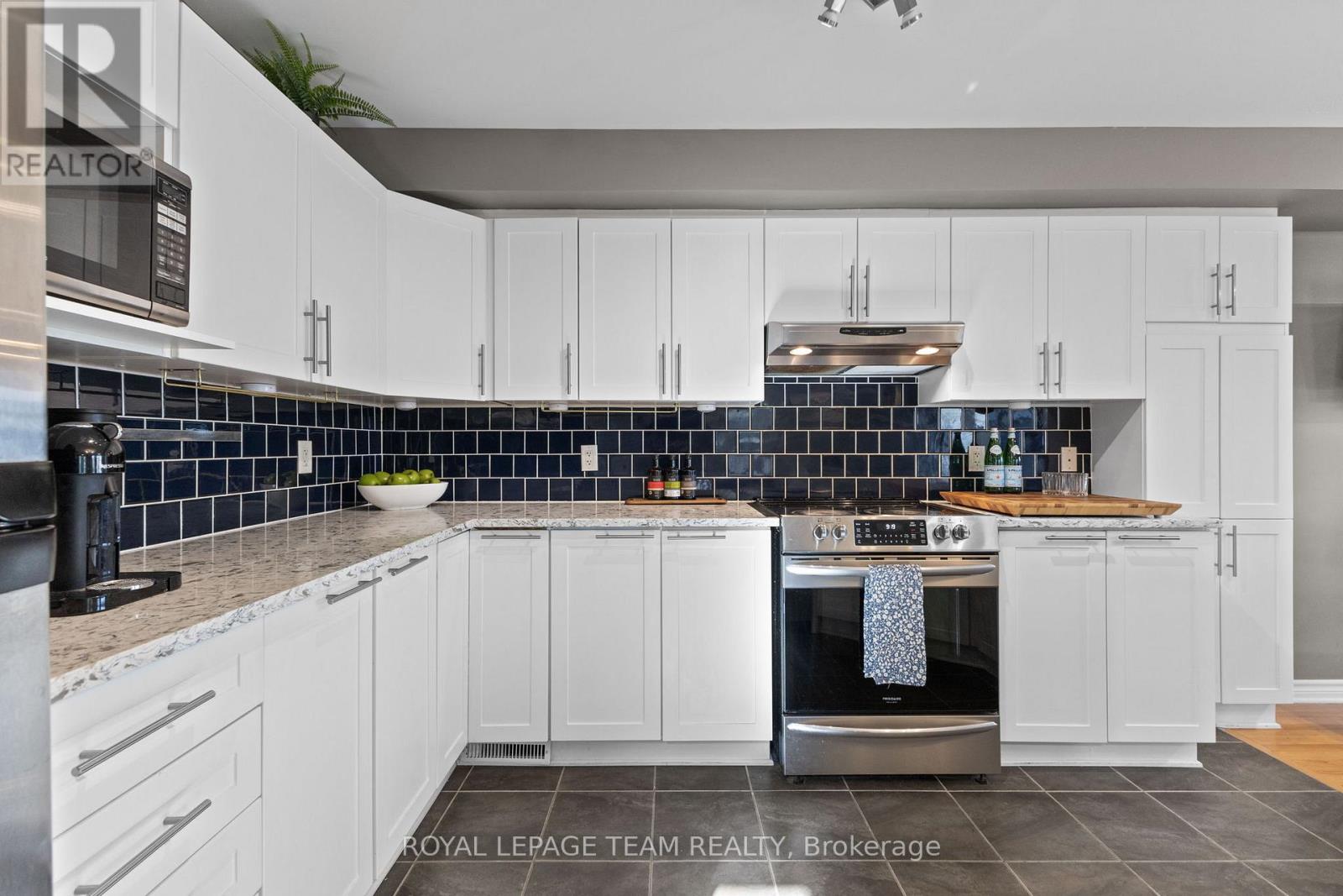 Photo 22 of 1879 Arrowgrass Way, Ottawa ON