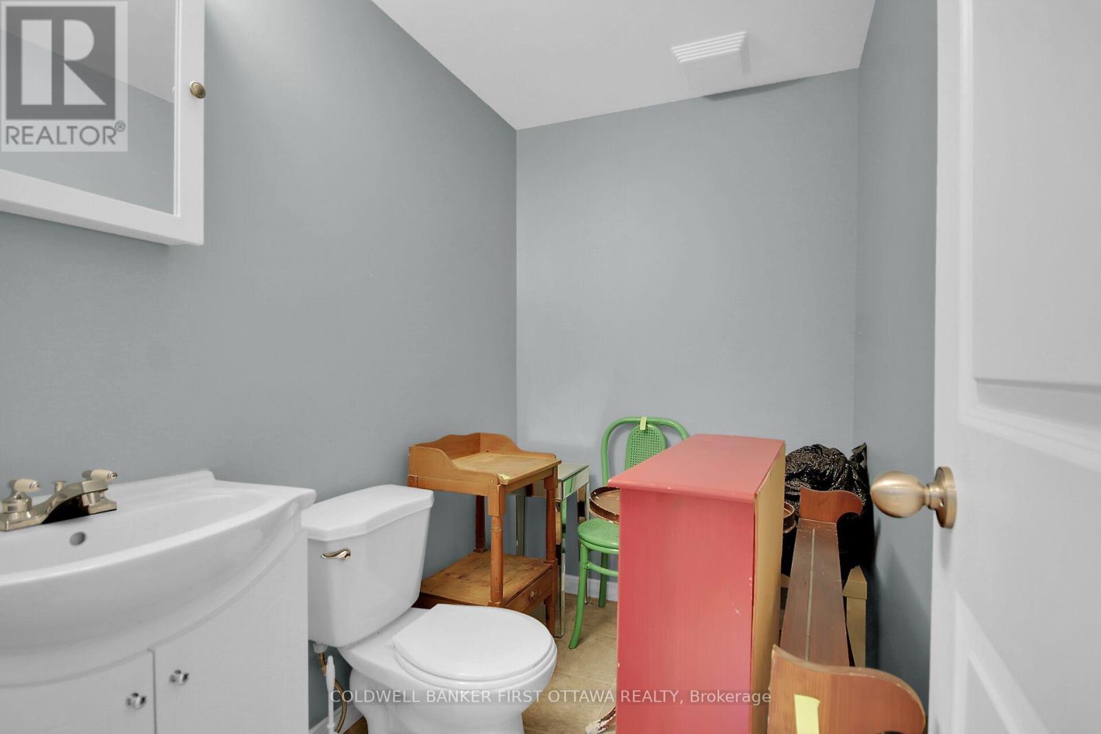 Photo 2 of 230 Pine Ridge Drive, Beckwith ON
