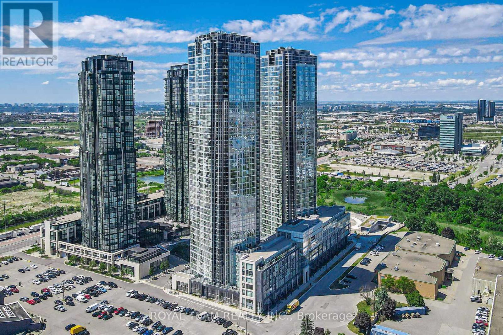 Photo 9 of 3405 2900 Highway 7, Vaughan ON