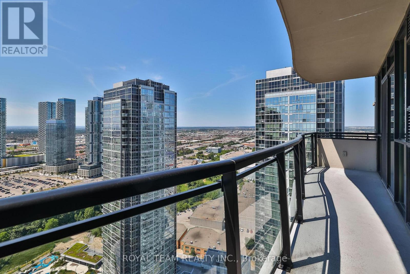 Photo 10 of 3405 2900 Highway 7, Vaughan ON