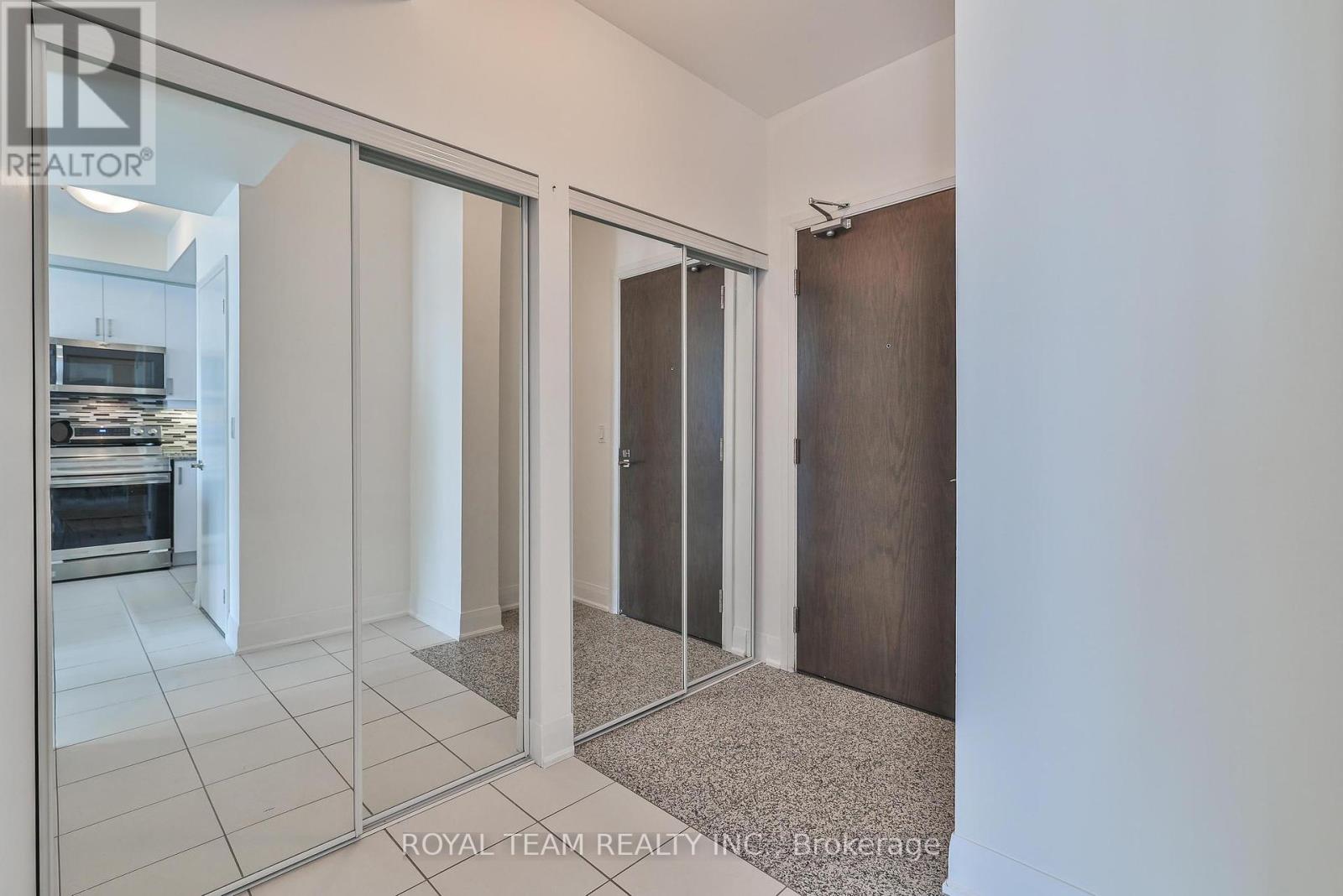 Photo 11 of 3405 2900 Highway 7, Vaughan ON
