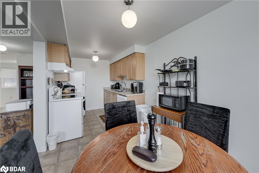 Photo 26 of 37 Goodwin Drive, Barrie ON