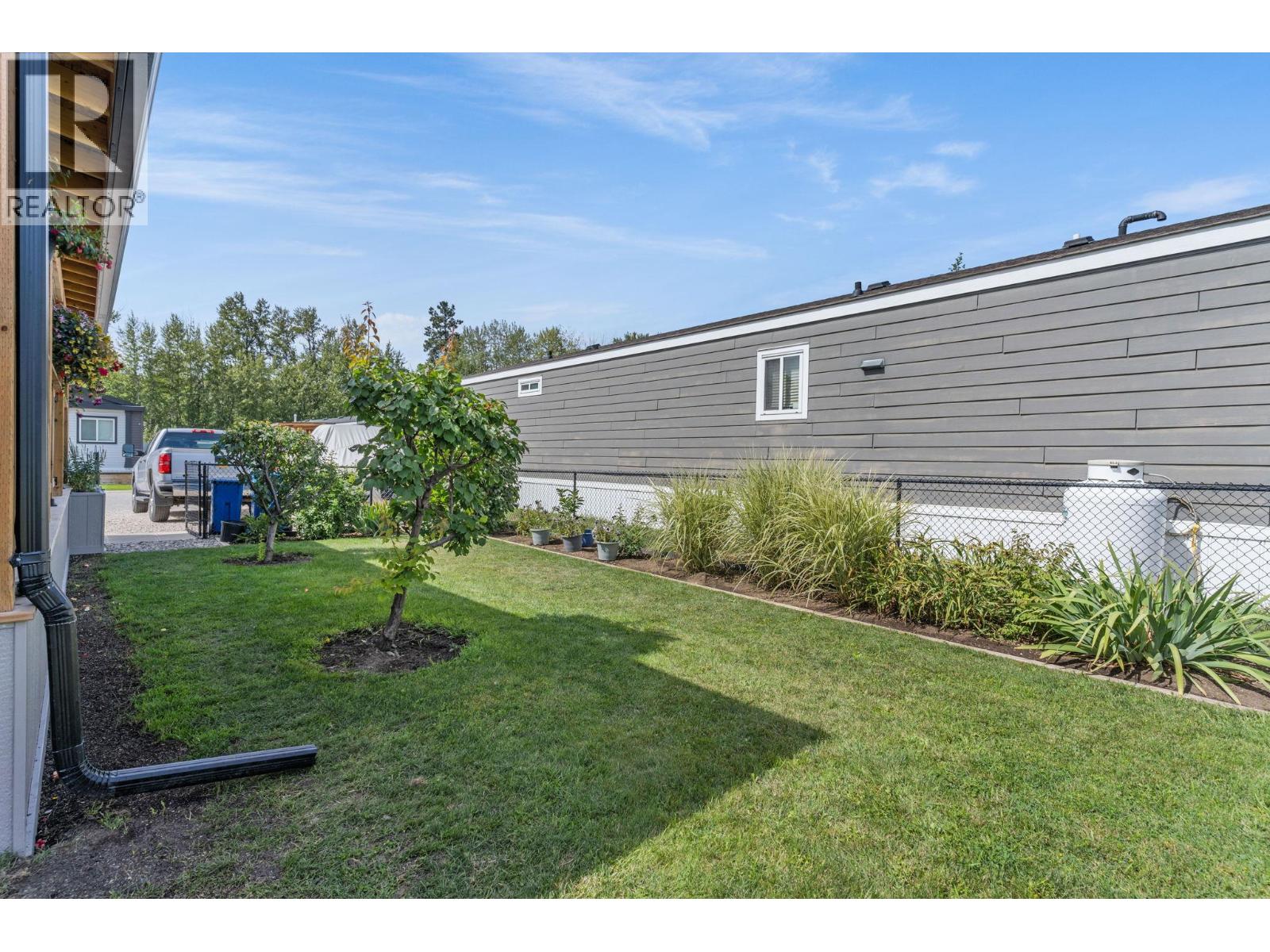 #16 8945 HIGHWAY 97 N - 28