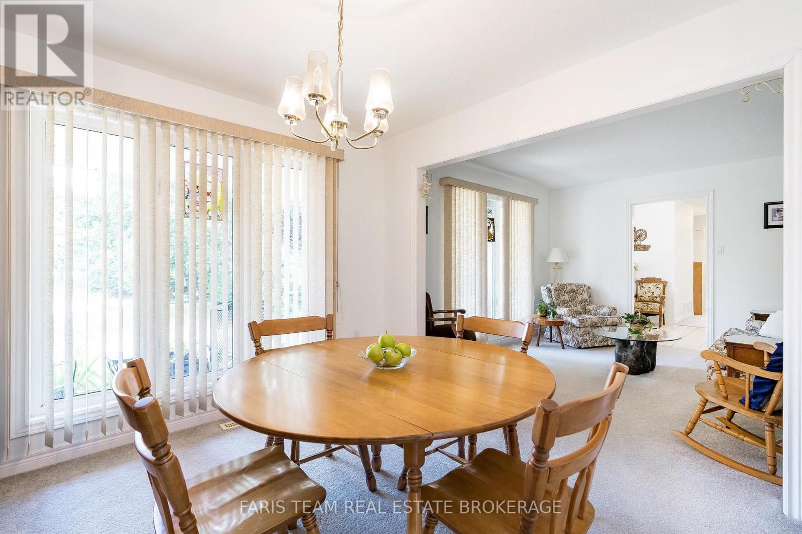 Photo 44 of 21 Forest Hill Drive, Springwater ON