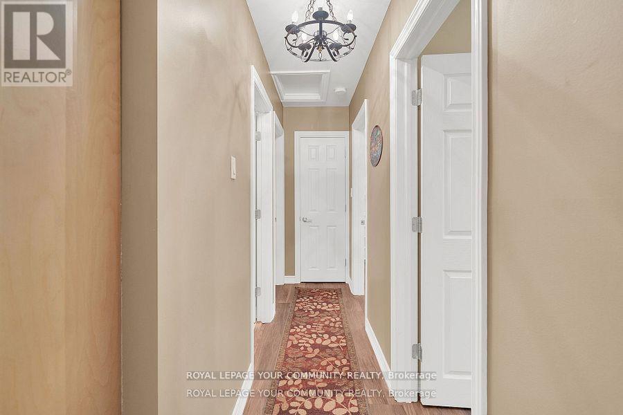 Photo 16 of 70 39th Street N, Wasaga Beach ON