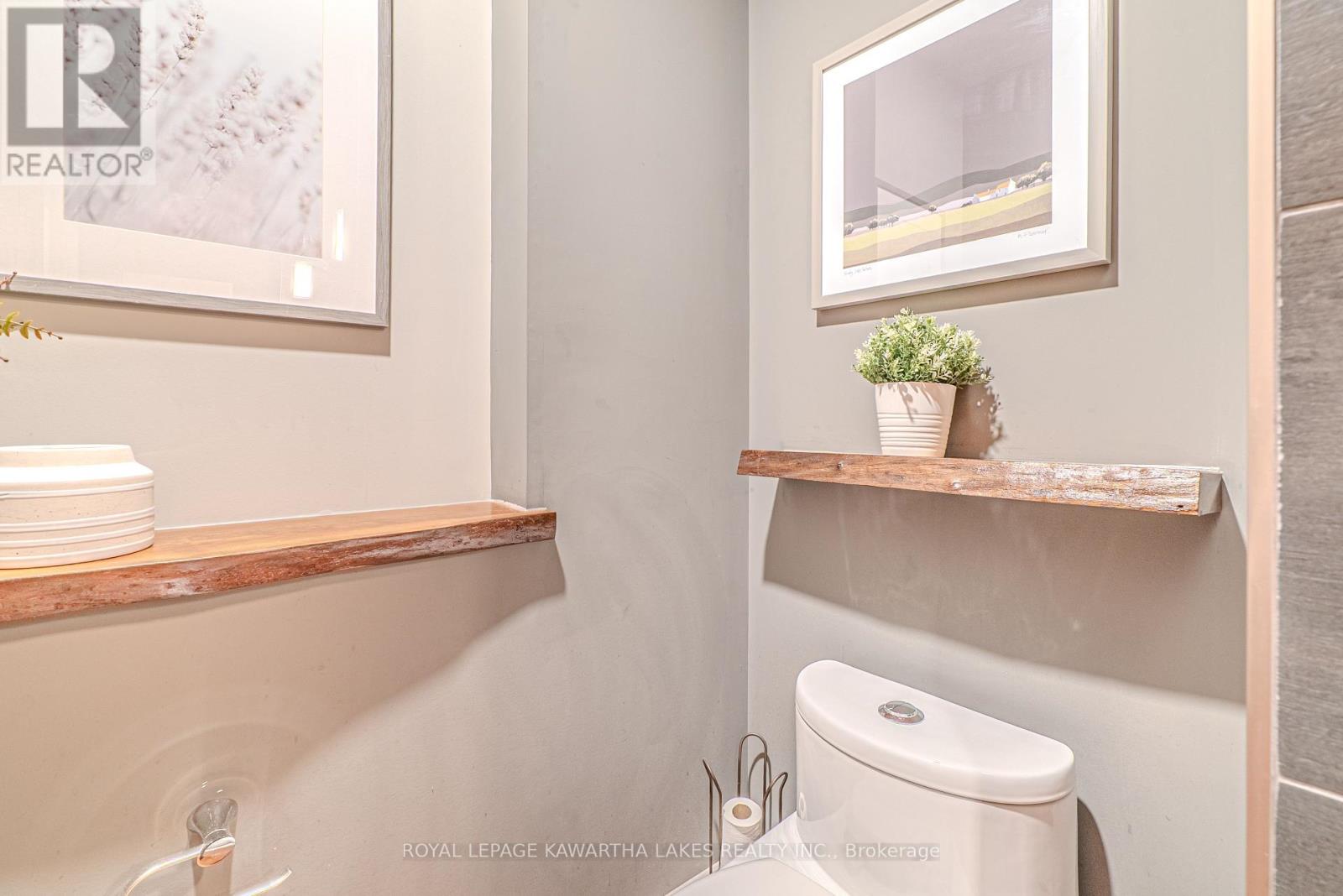 Photo 9 of 7725 Leskard Road N, Clarington ON
