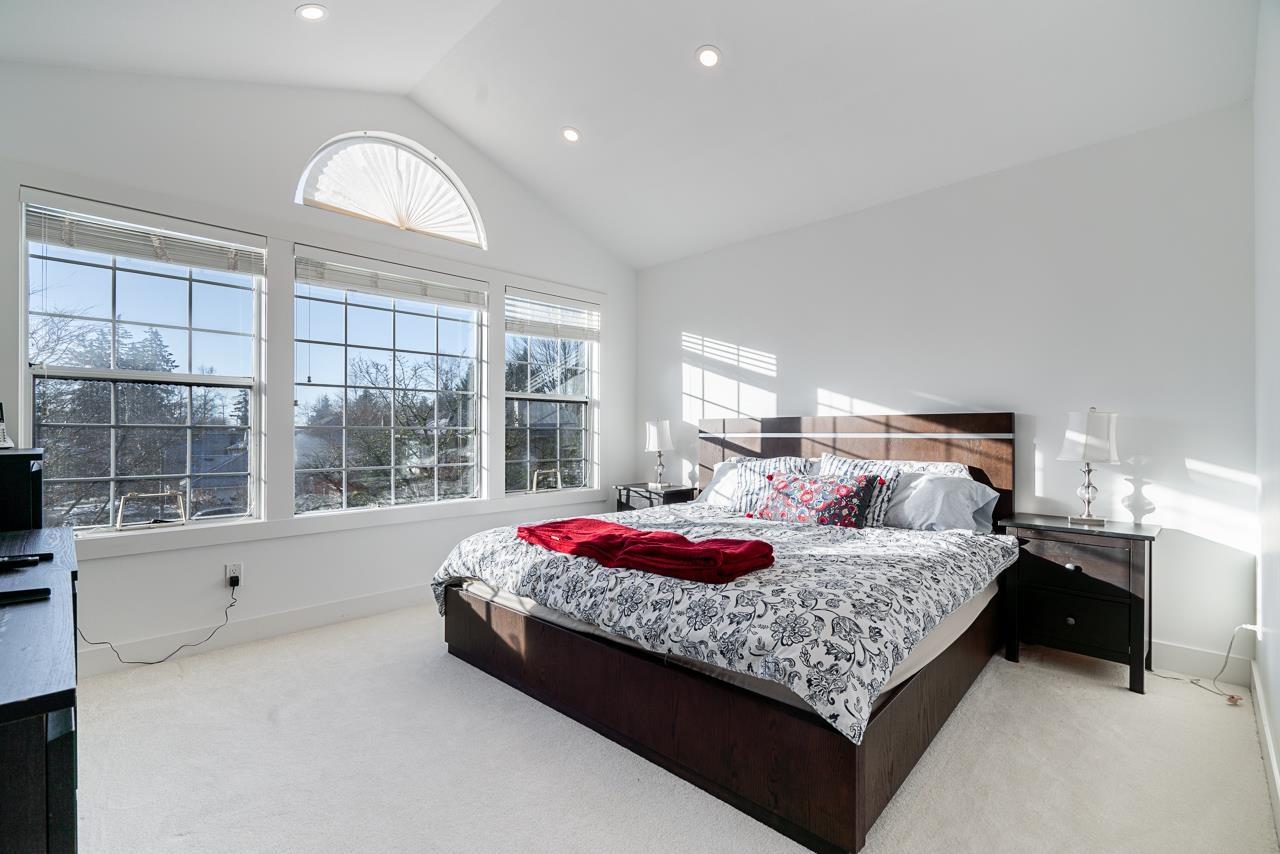 Photo 2 of 7847 161 A Street, Surrey BC
