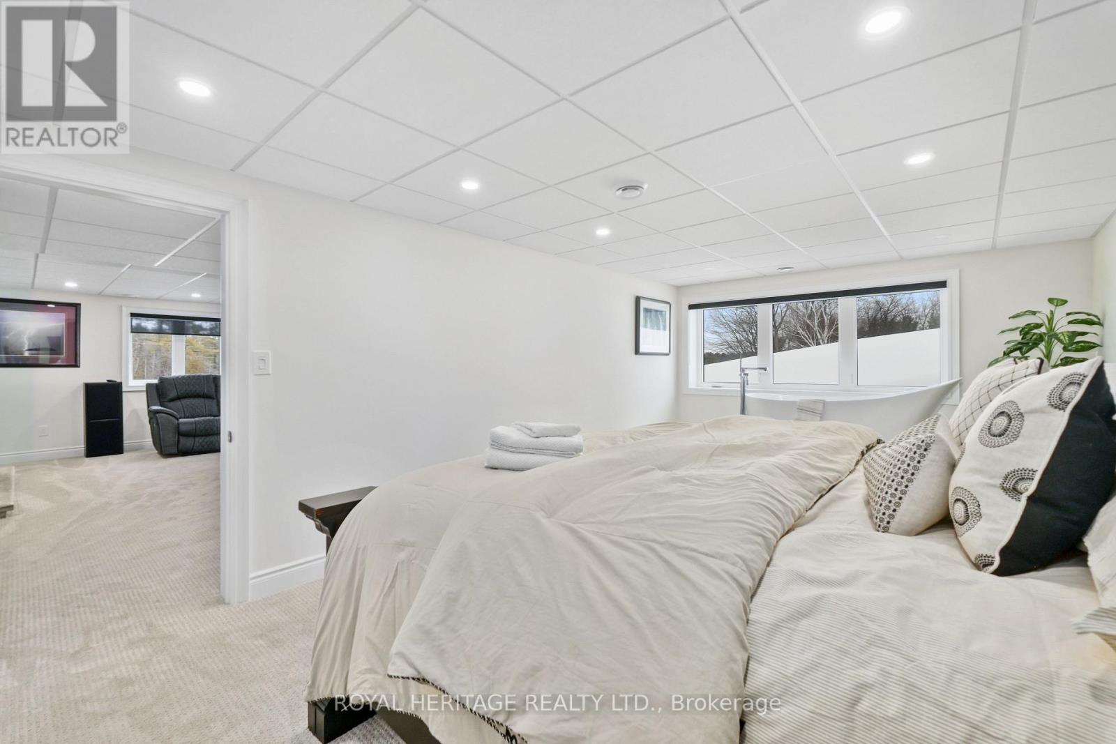 Photo 31 of 8803 Dale Road, Hamilton Township ON