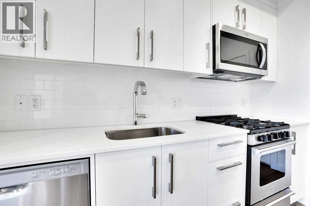 Single Family House for Sale in   A Street NW West Hillhurst Calgary 