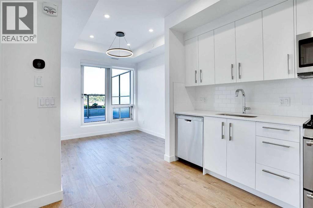 Single Family House for Sale in   A Street NW West Hillhurst Calgary 