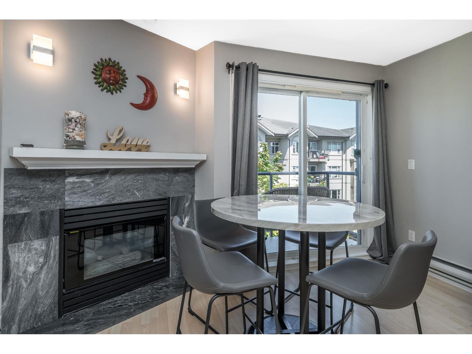 Photo 11 of 407 20277 53 Avenue, Langley BC