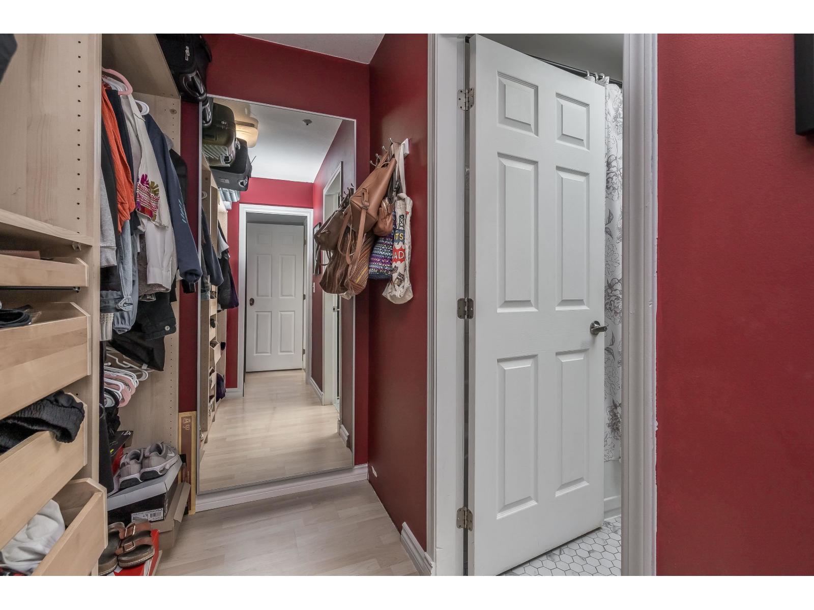 Photo 16 of 407 20277 53 Avenue, Langley BC