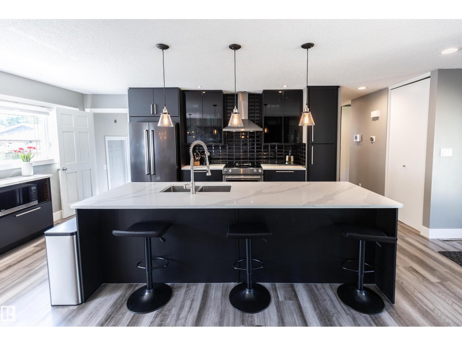 Photo 30 of 784 Birch Av, Sherwood Park AB