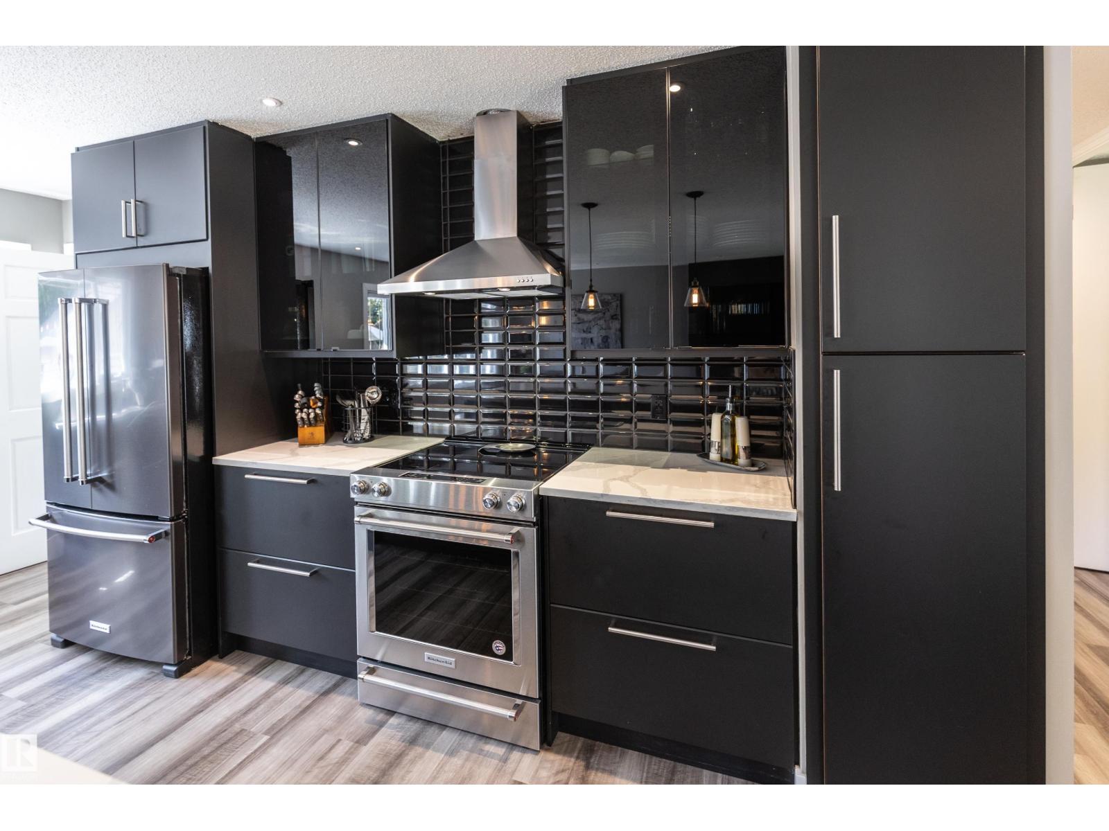 Photo 47 of 784 Birch Av, Sherwood Park AB