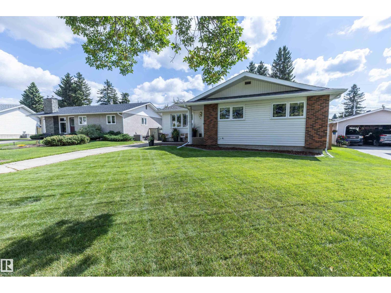 Photo 36 of 784 Birch Av, Sherwood Park AB