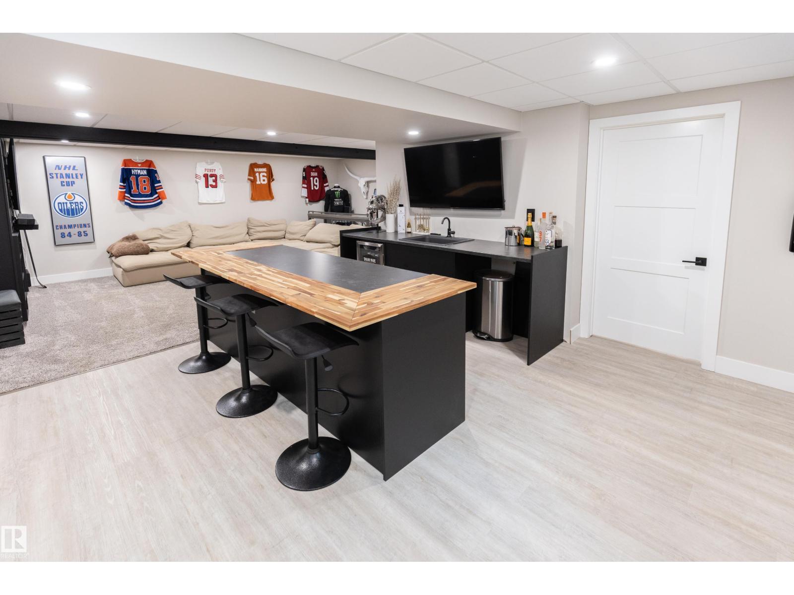 Photo 32 of 784 Birch Av, Sherwood Park AB