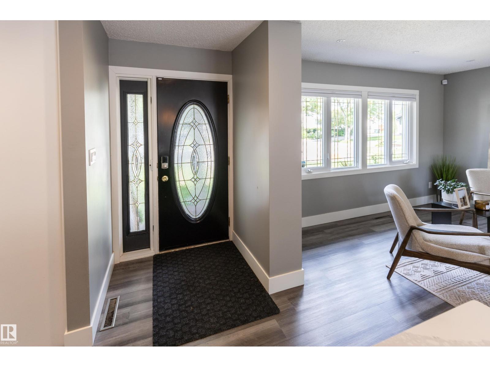 Photo 20 of 784 Birch Av, Sherwood Park AB